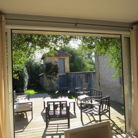 Elégante maison XIX d'une petite cité de caractère