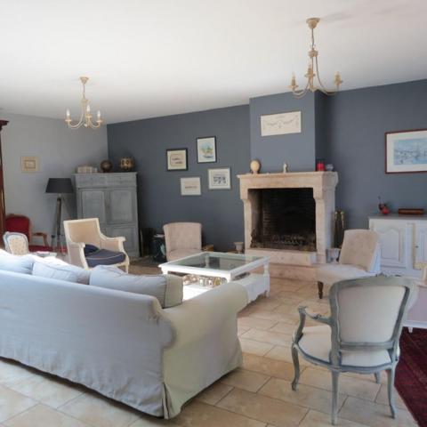 Elégante maison XIX d'une petite cité de caractère