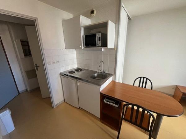 Studio meublé de 22.5 m2