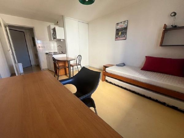 Studio meublé de 22.5 m2