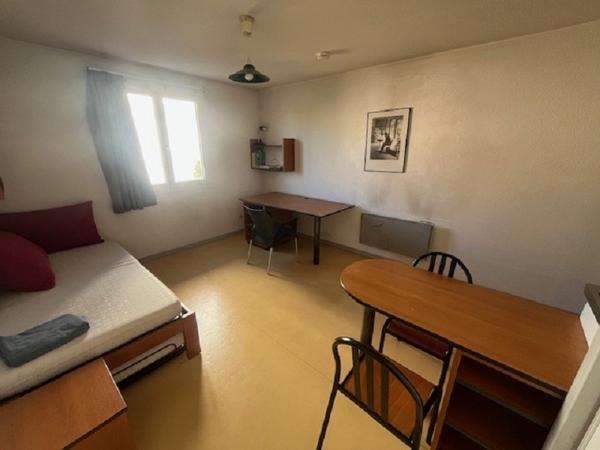 Studio meublé de 22.5 m2