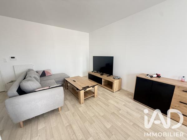 Location appartement 3 pièces 66 m² Luisant