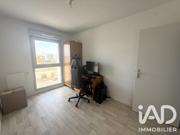Location appartement 3 pièces 66 m² Luisant