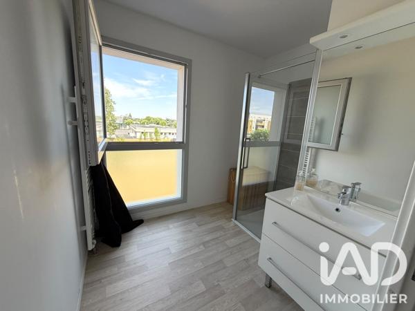 Location appartement 3 pièces 66 m² Luisant