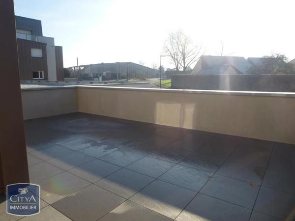 Appartement à louer 3 pièces 69.66m² Changé (53810)