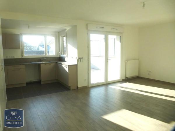 Appartement à louer 3 pièces 69.66m² Changé (53810)