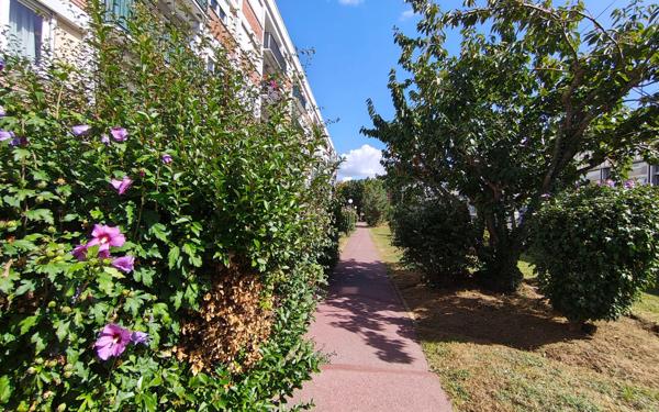 Appartement à vendre    3 pièces • 74,51 m2 Épône