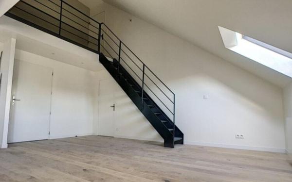Appartement à louer    2 pièces • 60,20 m2 Compiègne
