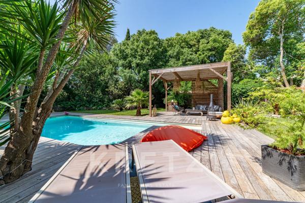 Maison Art Déco rénovée avec piscine en coeur de ville