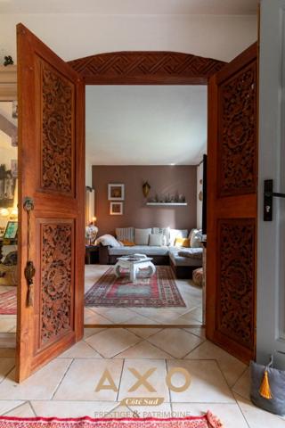 CASTELNAU-LE-LEZ - PROPRIÉTÉ DEXCEPTION  164 m²  4 CHAMBRES  BUREAU  TERRAIN ARBORÉ 2 790 m²  PISCINABLE  1 475 000 