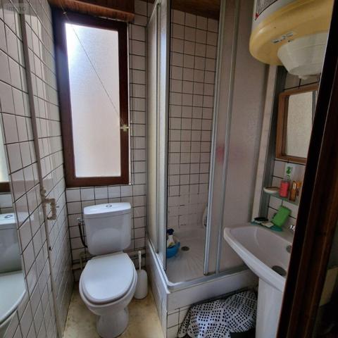 Studio à vendre à Paris 15e arrondissement à Paris (75015), ref : 12725/747 Studio à vendre à Paris 15e arrondissement à Paris (75015), ref : 12725/747