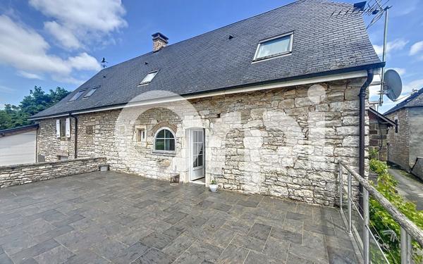 Maison à vendre    6 pièces •  Chasteaux