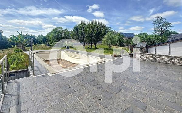 Maison à vendre    6 pièces •  Chasteaux