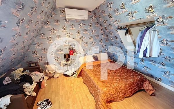 Maison à vendre    6 pièces •  Chasteaux