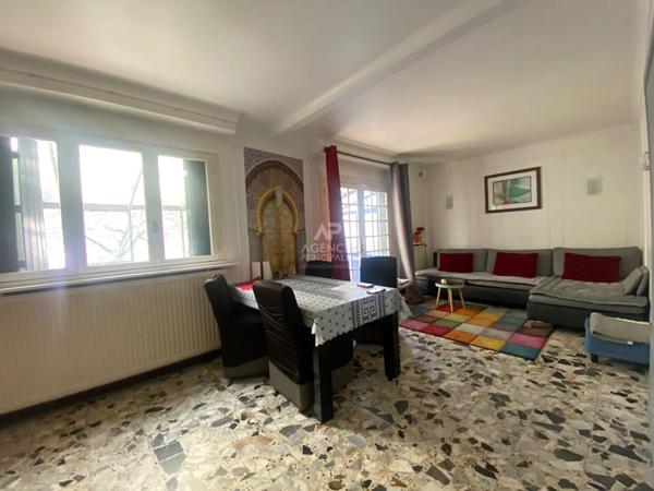 Maison Nanterre 10 pièce(s) 280 m2 surface utile €635 000 ** - Référence 15343
