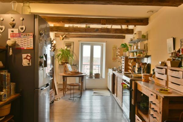 Appartement 5 pièces de 176 m² et parking privatif