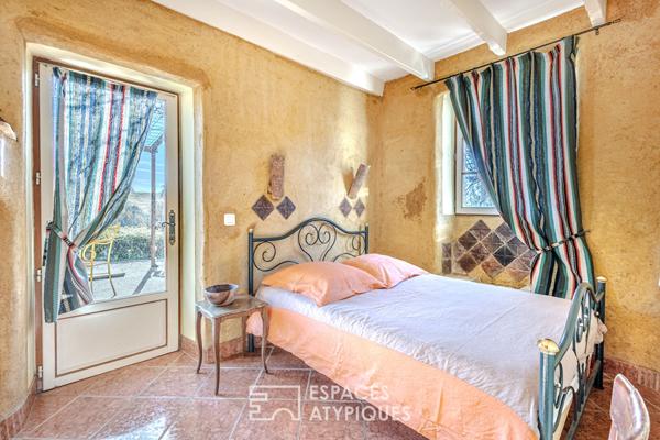 Maisons écologiques au coeur de la nature, authentique havre de paix