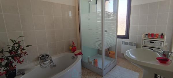 Appartement T4 en duplex avec terrasse 42m²