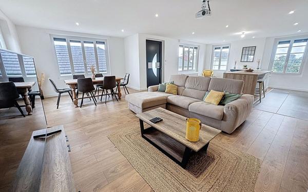 Maison à vendre    6 pièces • 160 m2 Lescar