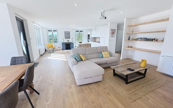 Maison à vendre    6 pièces • 160 m2 Lescar