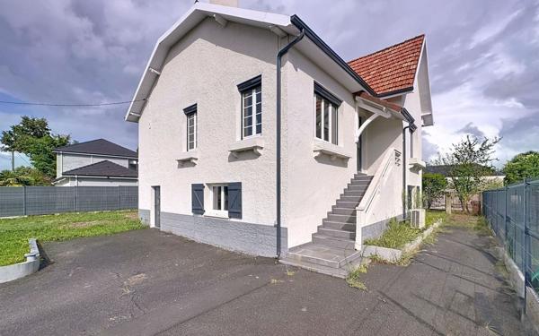 Maison à vendre    6 pièces • 160 m2 Lescar
