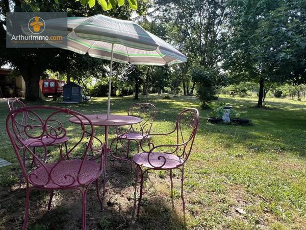 Vente                                                      Maison
                        
                     9 pièces                      228 m2                     à Marmande