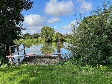 Terrain de loisirs - Bois - Etang à vendre à Noyen-sur-Sarthe dans la Sarthe (72430), ref : 72120-991
