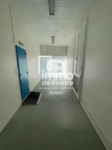 Local_professionnel LAVAL