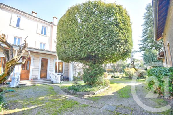 Maison à vendre  10 pièces - 263,04 m2 ROMANS SUR ISERE - 26