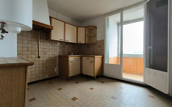 Appartement à vendre    3 pièces •  Nîmes