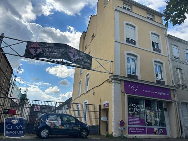 Local commercial à vendre 84.89m²