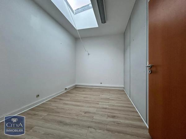 Local commercial à vendre 84.89m²