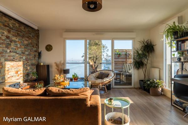 Incroyable vue panoramique pour ce T3  avec grande loggia proche de toutes commodités