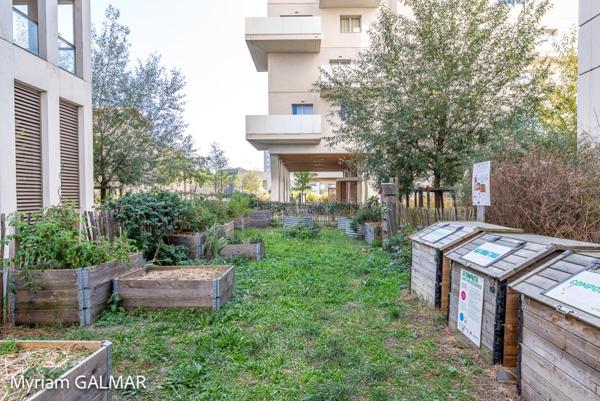 Incroyable vue panoramique pour ce T3  avec grande loggia proche de toutes commodités