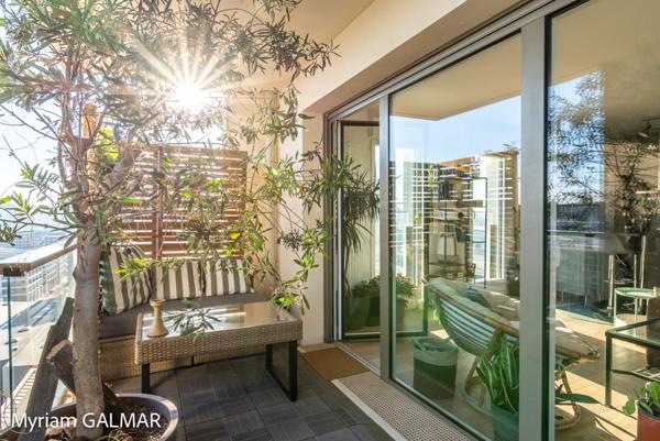 Incroyable vue panoramique pour ce T3  avec grande loggia proche de toutes commodités