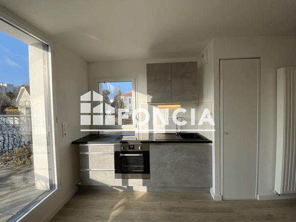 Location Studio 32.3 m² - L'ORANGERIE DES PARCS - APPART 106 - 1 RUE GUILBAUD La Rochelle 17000