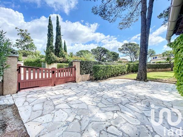 Maison à vendre 6 pièces 160 m² Saint-Raphaël