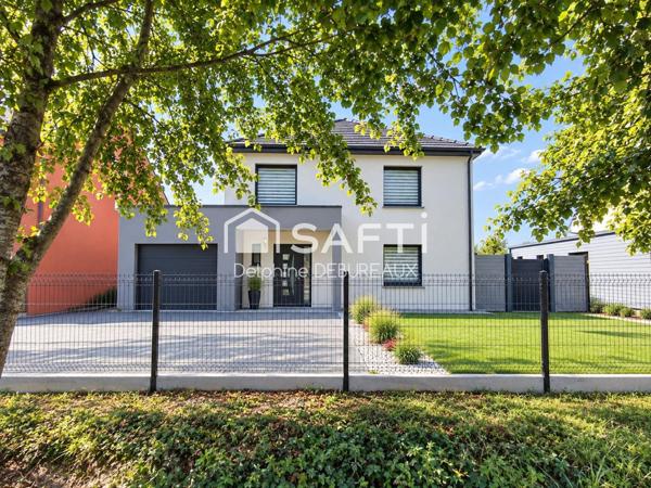 MAISON INDIVIDUELLE RECENTE AVEC JARDIN ET PISCINE - MARLY
