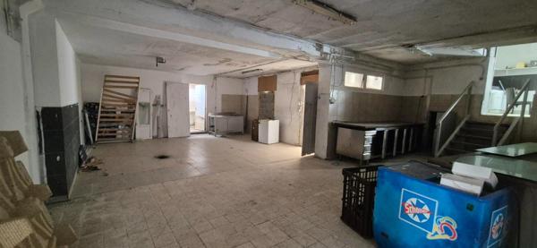 DIEPPE – Ensemble immobilier à réhabiliter – potentiel 4/5 logements + 4 garages