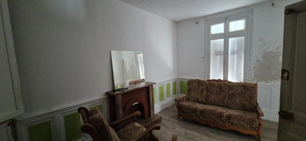 DIEPPE – Ensemble immobilier à réhabiliter – potentiel 4/5 logements + 4 garages