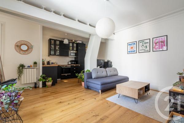 Appartement F2 à vendre  2 pièces - 44,32 m 2   PARIS  - 75011