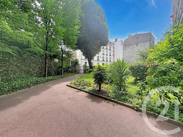 Appartement F2 à vendre  2 pièces - 44,32 m 2   PARIS  - 75011