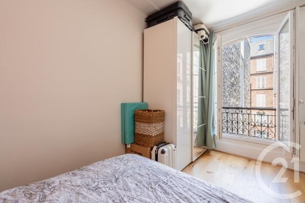 Appartement F2 à vendre  2 pièces - 44,32 m 2   PARIS  - 75011