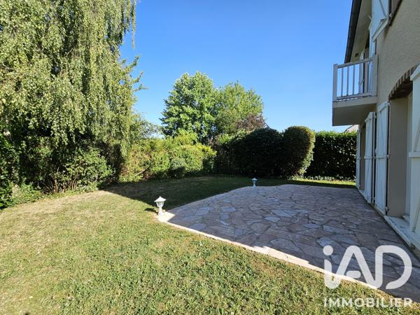 Location maison 8 pièces 148,33 m² Saint-Germain-en-Laye