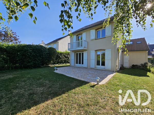 Location maison 8 pièces 148,33 m² Saint-Germain-en-Laye