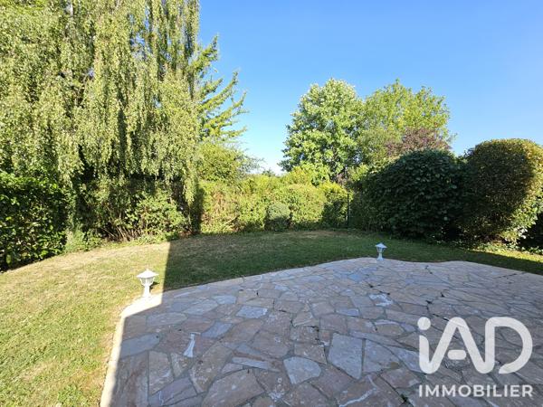 Location maison 8 pièces 148,33 m² Saint-Germain-en-Laye