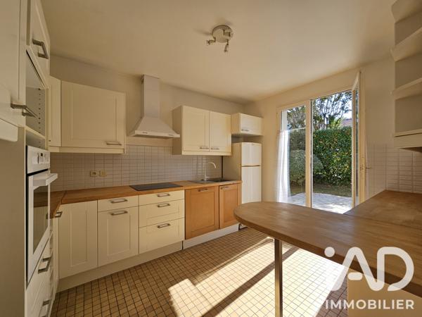 Location maison 8 pièces 148,33 m² Saint-Germain-en-Laye