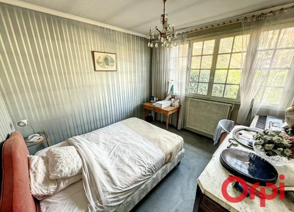 Maison à vendre    6 pièces • 120 m2 Châtenay-Malabry