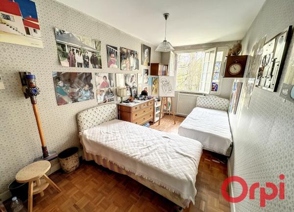 Maison à vendre    6 pièces • 120 m2 Châtenay-Malabry