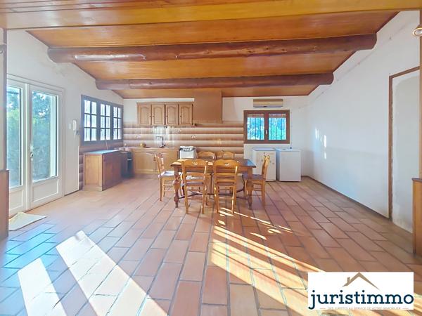 Courthézon (84350) Courthézon – Propriété 1 200 m² avec 2 maisons indépendantes, idéal famille ou projet locatif avec piscine